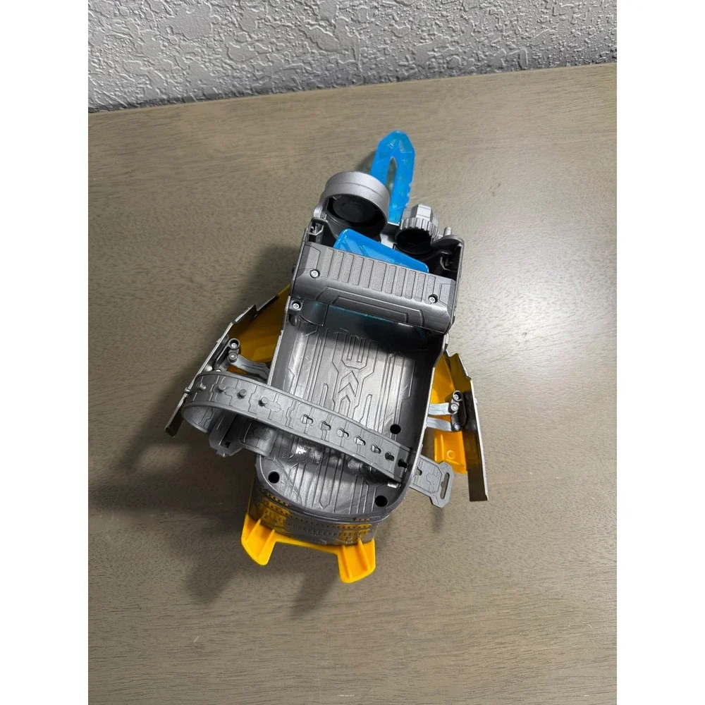 Hasbro Transformers Bumblebee Stinger Blaster- No Discs